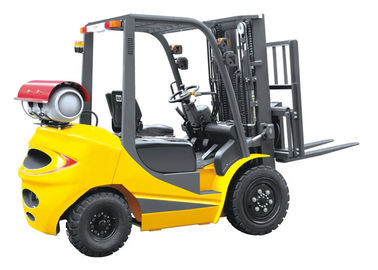 LPG 2.5 Ton Four Wheel Forklift 18km / H Travel Speed CE Certification